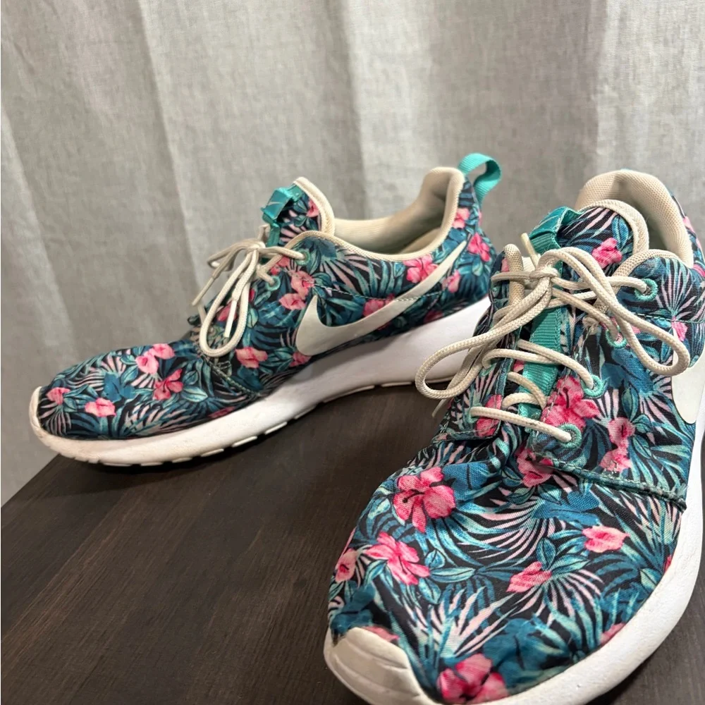 Nike Roshe One Print Premium sneakers in the "Washed Teal" Colorway - Picture 2 of 4